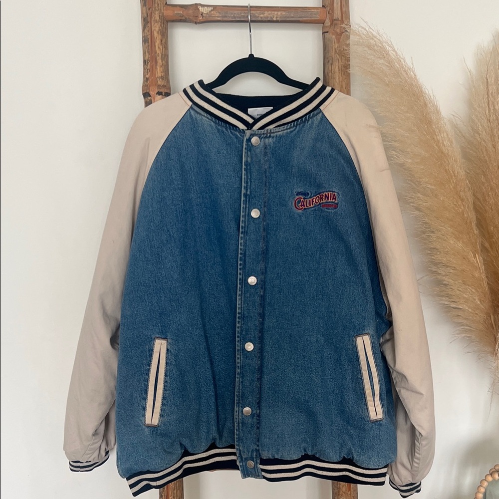 Disneyland Resort Quilted Jacket with Beige and Blue